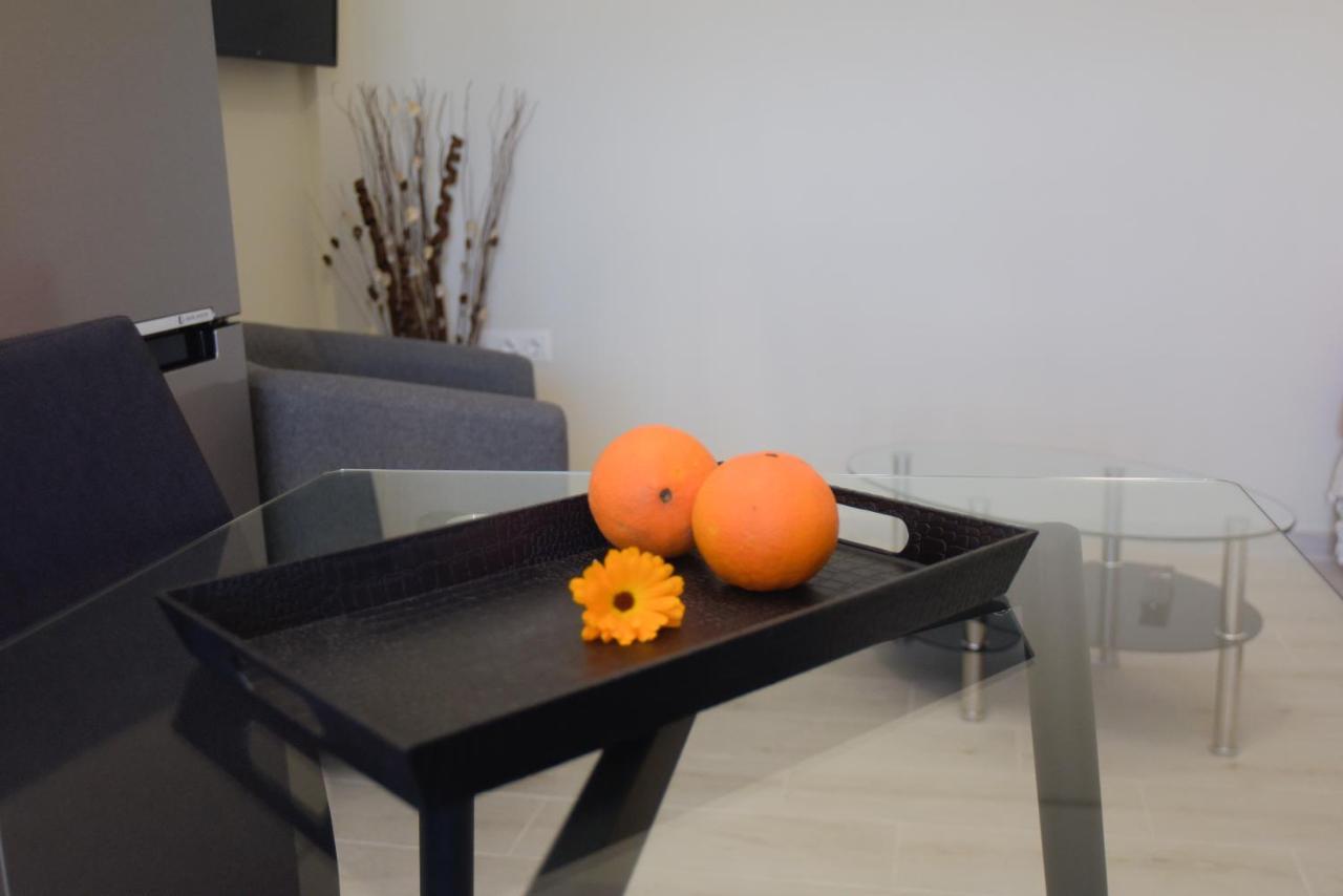 Mistral Apartments Kariótai Eksteriør billede
